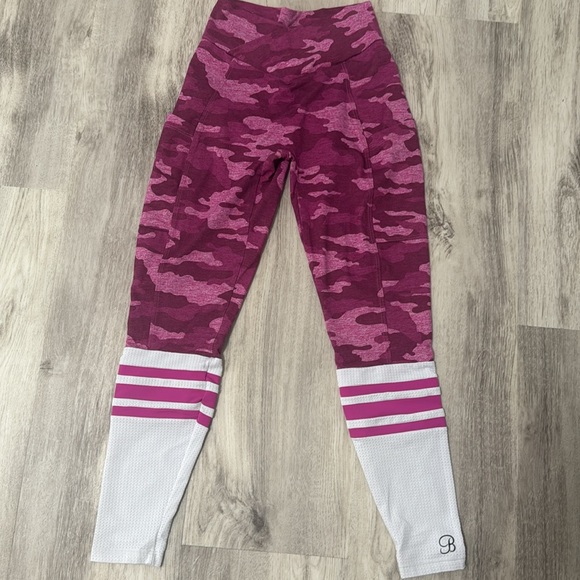 Bombshell Sportswear Pink and White Camo Leggings - Picture 5 of 7